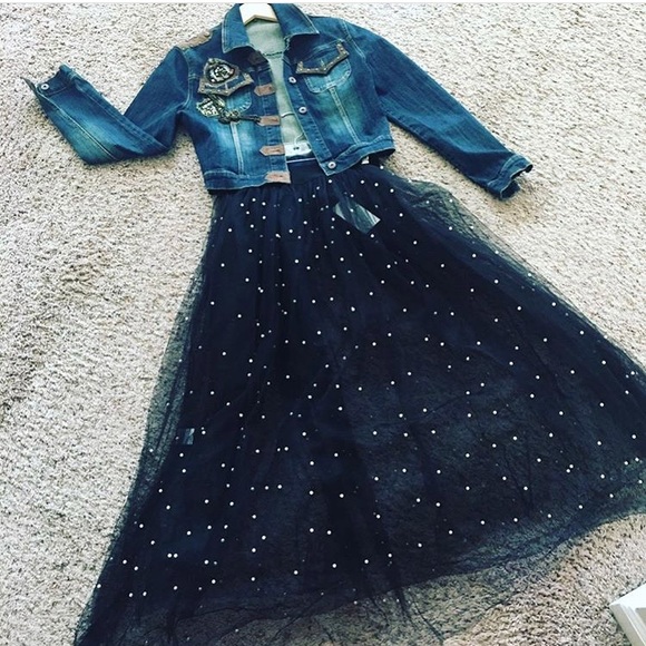 NEW :::: We Love Pearls - Picture 3 of 4